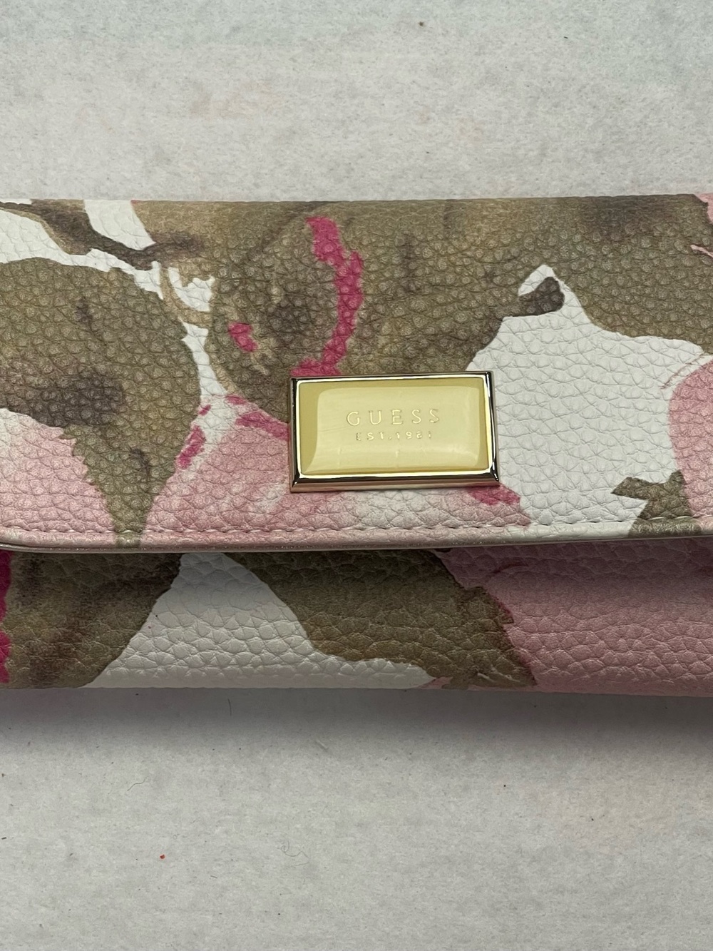 Guess Floral Camo Continental Wallet in Pink, White & Brown - Picture 4 of 7